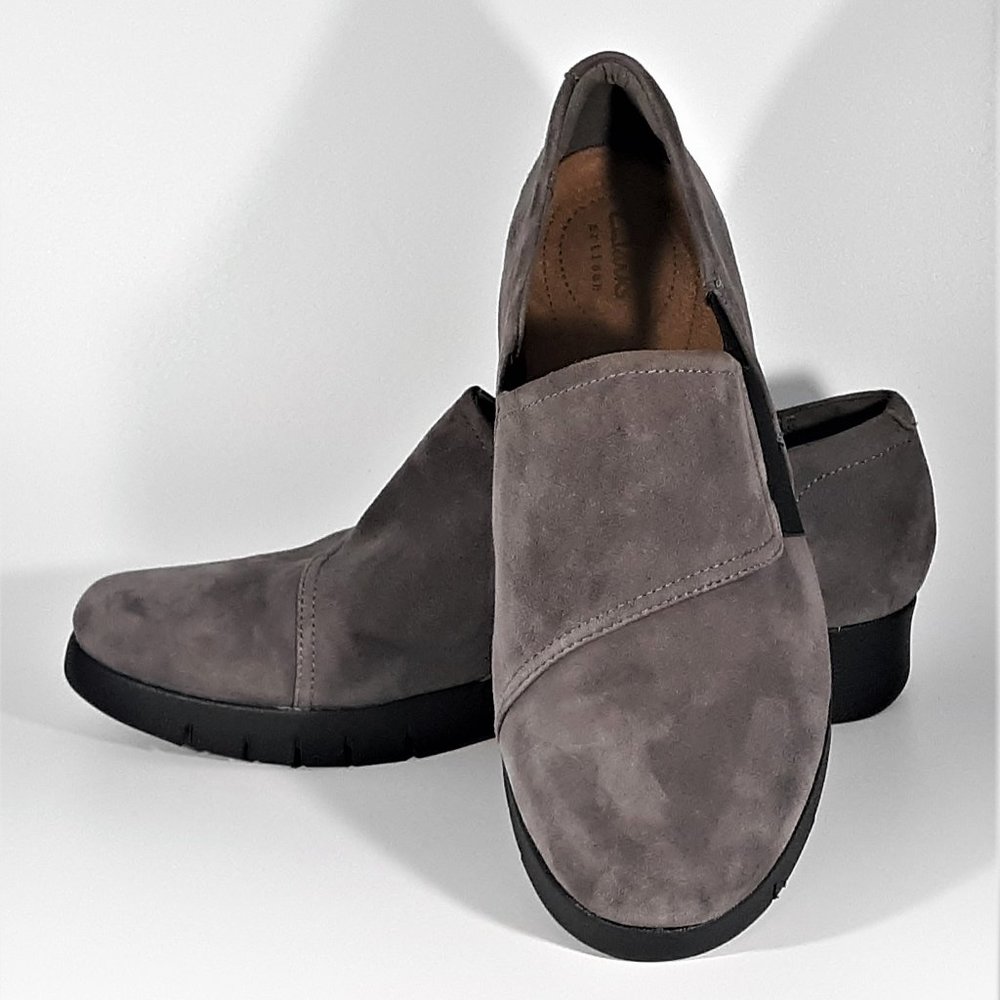 Clarks Artisan Daelyn Monarch Nubuck Suede Slip On - image 1